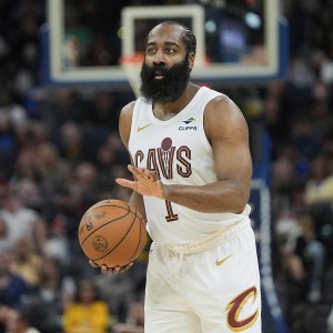 骑士客战灰熊 哈登&amp;米切尔&amp;斯特鲁斯&amp;托布&amp;韦德&amp;泰森缺席比赛